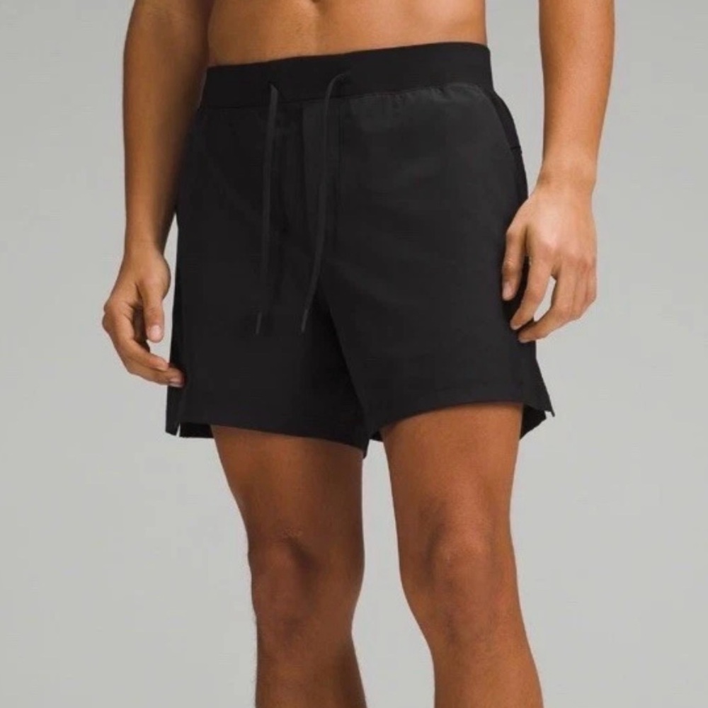 Lululemon Men’s “Zeroed In” Short 7” Inseam (M) *BESTSELLER*